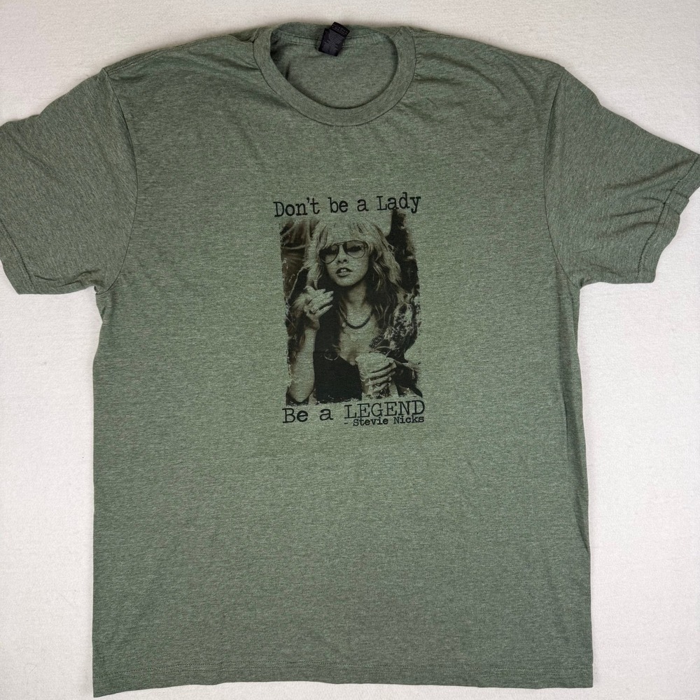Gildan Softstyle Stevie Nicks Be a Legend Graphic Tee Heather Green Mens Large